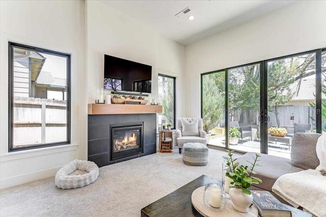 4508 N Sunny Cir, Wichita, KS 67205