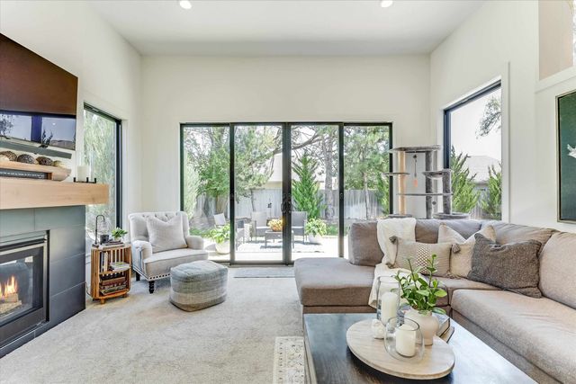 4508 N Sunny Cir, Wichita, KS 67205