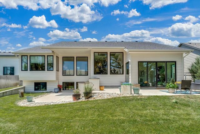 4508 N Sunny Cir, Wichita, KS 67205