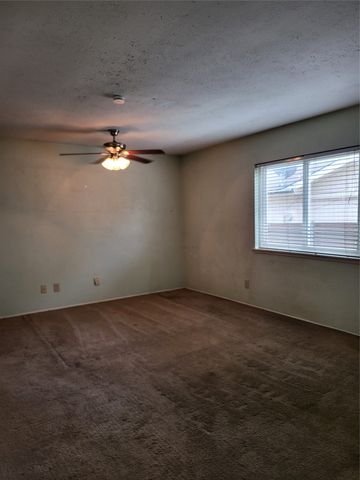 3020 Rockett Drive, Carrollton, TX 75007