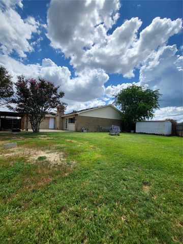 3020 Rockett Drive, Carrollton, TX 75007