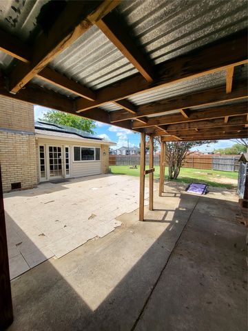 3020 Rockett Drive, Carrollton, TX 75007