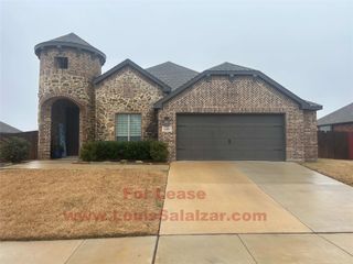 1905 Sunflower Drive, Glenn Heights, TX 75154