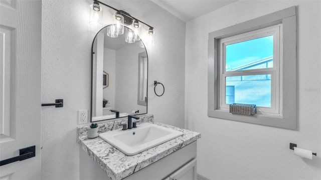 303 CLAYTON ROAD, Auburndale, FL 33823