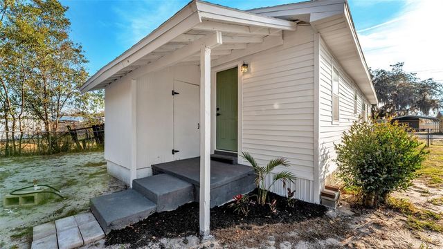 303 CLAYTON ROAD, Auburndale, FL 33823