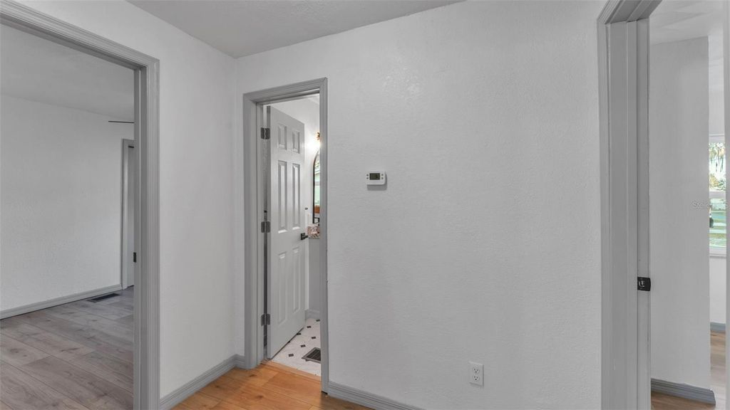 Image 21 of property listing at 303 CLAYTON ROAD, Auburndale, FL 33823