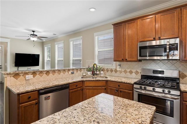 3363 Old Concord Road SE, Smyrna, GA 30082