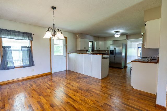 1153 Old Mount Vernon Road, Somerset, KY 42503
