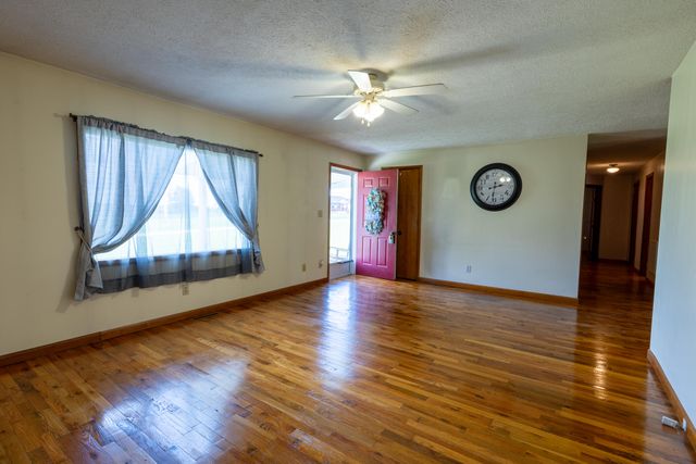 1153 Old Mount Vernon Road, Somerset, KY 42503