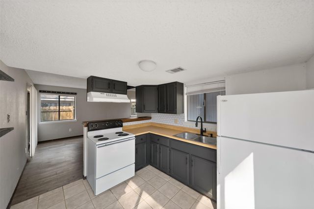 26621 Orchid Court, Huntsville, TX 77320