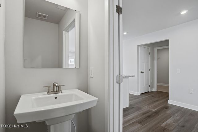 3157 Edgehill Drive, Navassa, NC 28451