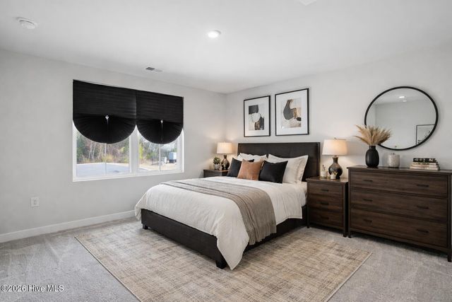 3157 Edgehill Drive, Navassa, NC 28451