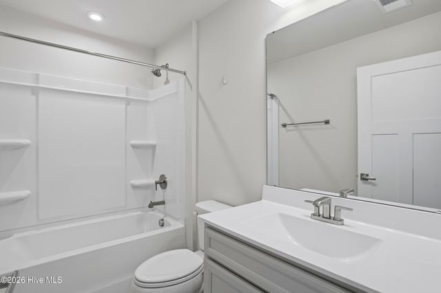 3157 Edgehill Drive, Navassa, NC 28451