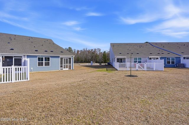 3157 Edgehill Drive, Navassa, NC 28451