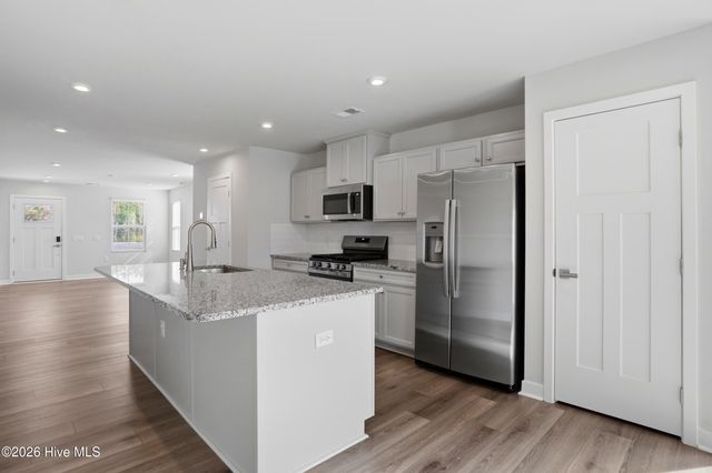 3157 Edgehill Drive, Navassa, NC 28451