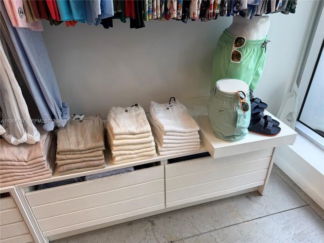 3015 Grand Ave, Miami, FL 33133