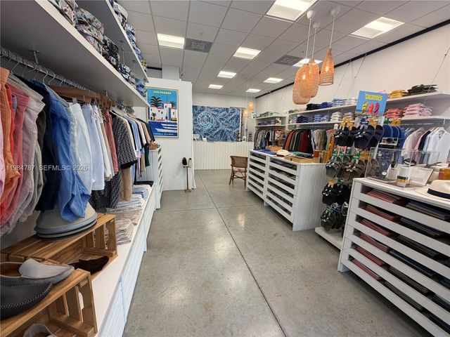 3015 Grand Ave, Miami, FL 33133