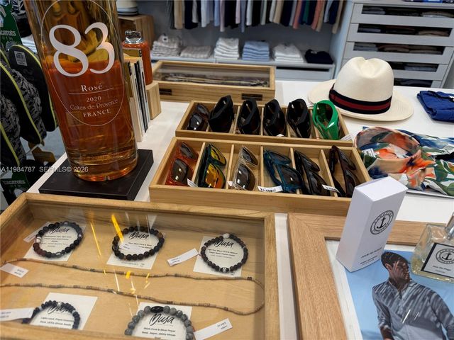 3015 Grand Ave, Miami, FL 33133