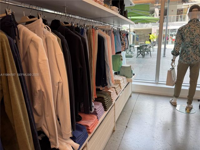 3015 Grand Ave, Miami, FL 33133