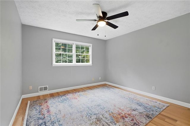 792 Mountainbrooke Circle, Stone Mountain, GA 30087