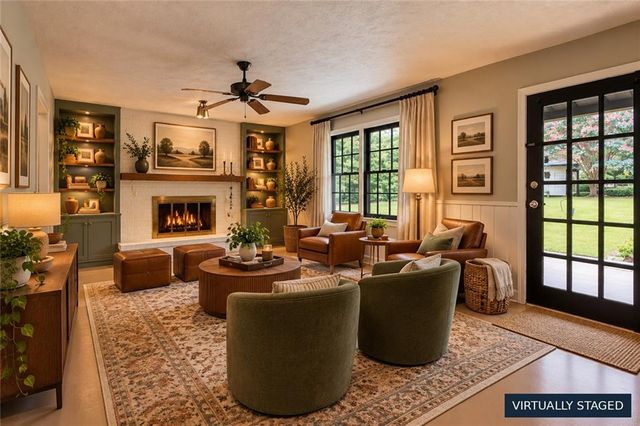 792 Mountainbrooke Circle, Stone Mountain, GA 30087