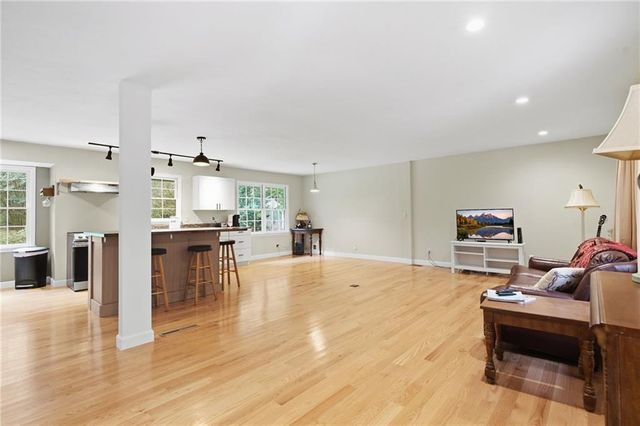 792 Mountainbrooke Circle, Stone Mountain, GA 30087