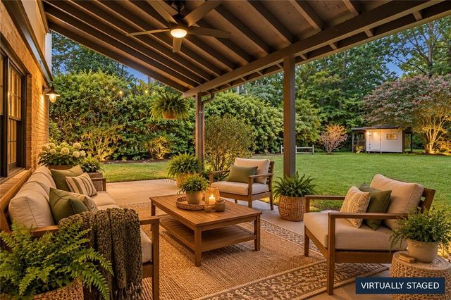 792 Mountainbrooke Circle, Stone Mountain, GA 30087