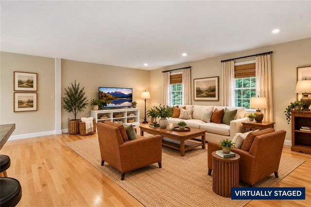 792 Mountainbrooke Circle, Stone Mountain, GA 30087