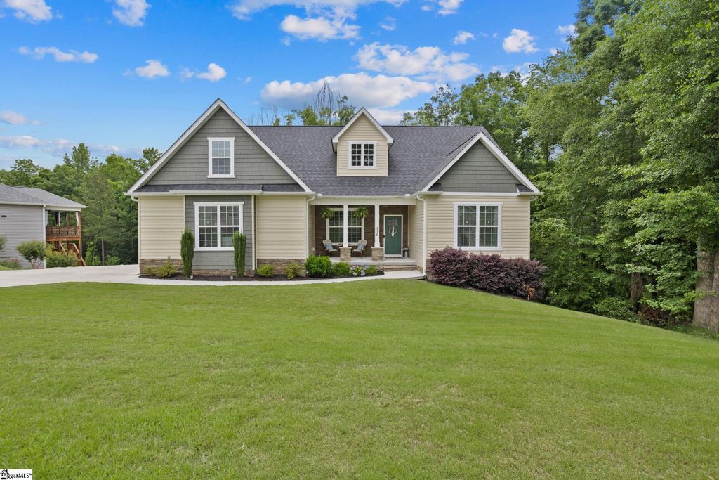 116 Woodstone Drive, Easley, SC 29642