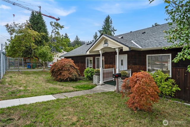 18504 8th Avenue NE, Shoreline, WA 98155