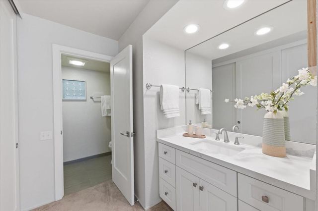 466 Costa Mesa Terrace G, Sunnyvale, CA 94085