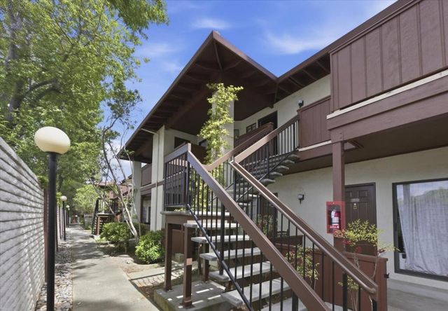 466 Costa Mesa Terrace G, Sunnyvale, CA 94085