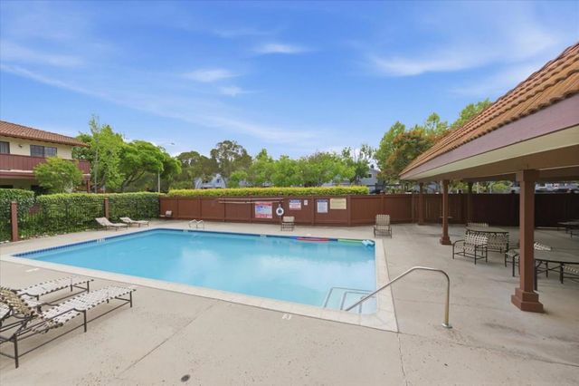 466 Costa Mesa Terrace G, Sunnyvale, CA 94085