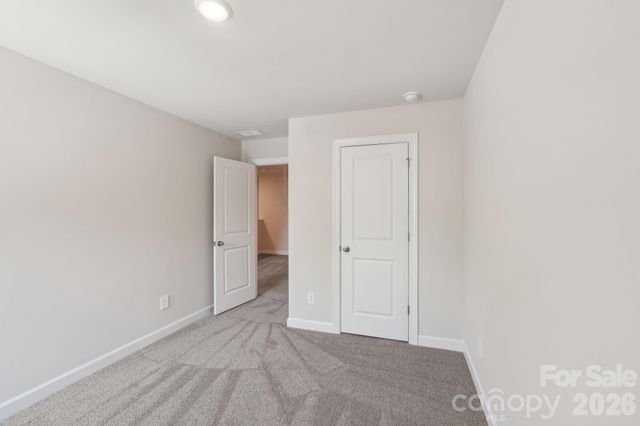 8212 Hidden Springs Trail, Charlotte, NC 28216