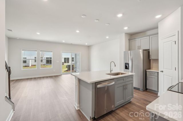 8212 Hidden Springs Trail, Charlotte, NC 28216