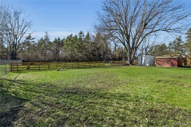 79 Bielak Road, Orchard Park, NY 14127