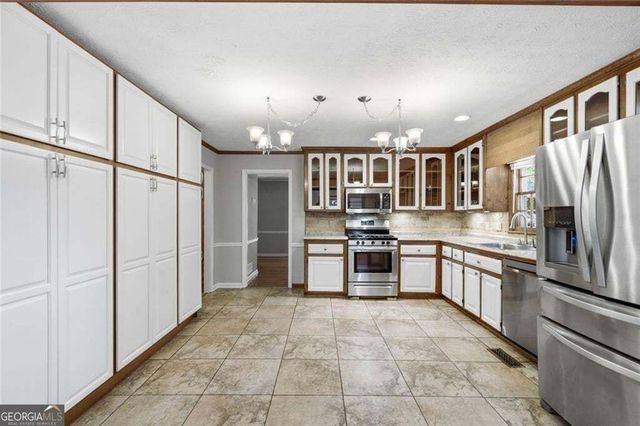 1489 Kincaid Road, Marietta, GA 30066