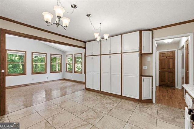 1489 Kincaid Road, Marietta, GA 30066