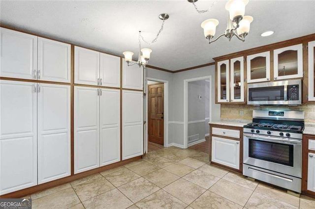 1489 Kincaid Road, Marietta, GA 30066