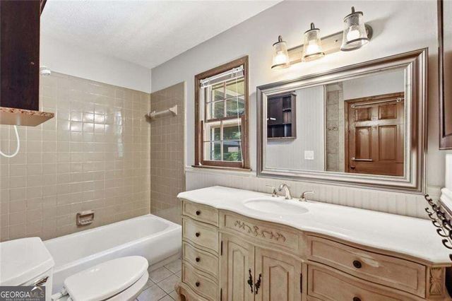 1489 Kincaid Road, Marietta, GA 30066