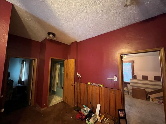 4513 2nd St, Versailles Boro, PA 15132