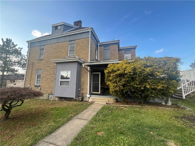 4513 2nd St, Versailles Boro, PA 15132