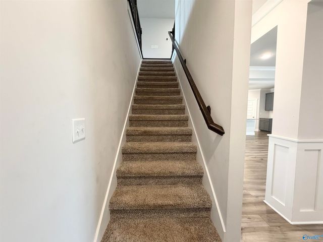 101 Brighton Lake Court, New Market, AL 35761