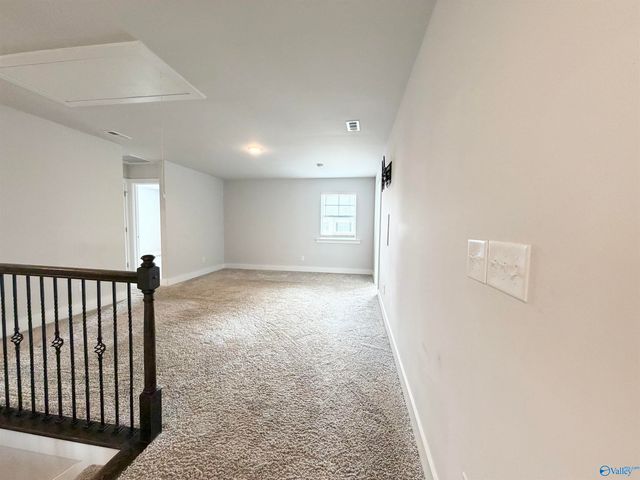 101 Brighton Lake Court, New Market, AL 35761