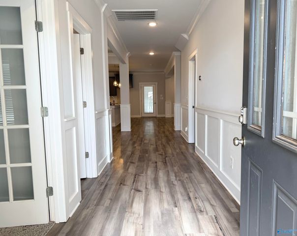 101 Brighton Lake Court, New Market, AL 35761