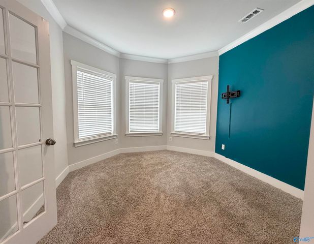 101 Brighton Lake Court, New Market, AL 35761