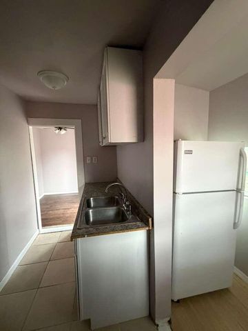 701 N 9th Street B, Fort Pierce, FL 34950