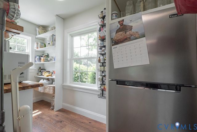 8303 Buckeye Dr, Henrico, VA 23228