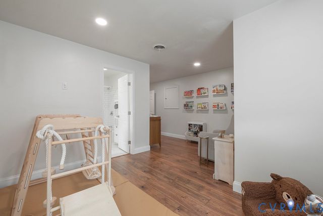 8303 Buckeye Dr, Henrico, VA 23228