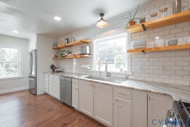 8303 Buckeye Dr, Henrico, VA 23228
